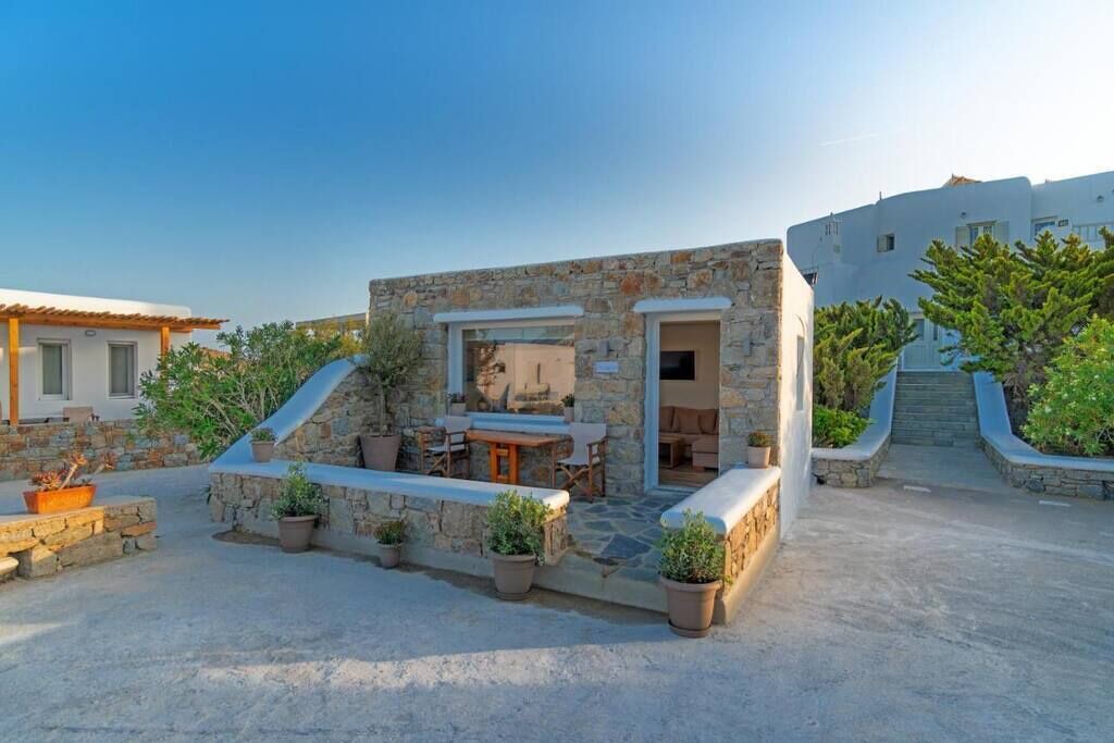 Photo of Outdoor in Glastros
