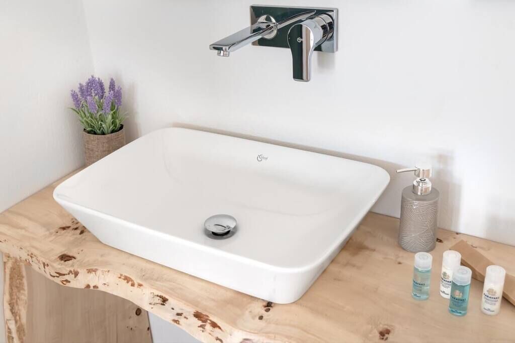 Photo of Bathroom in Glastros