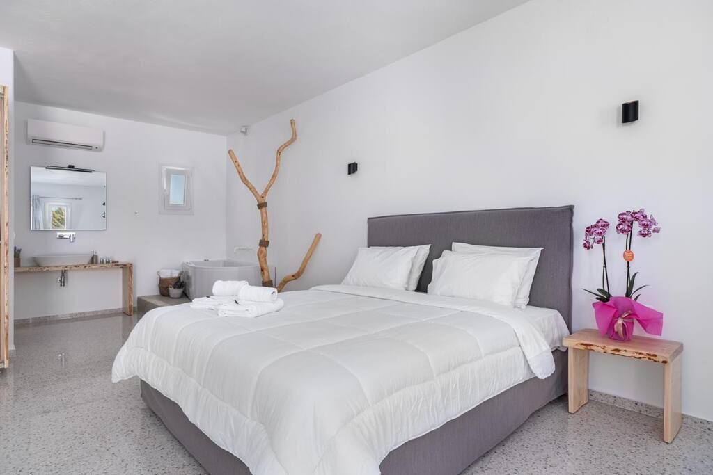 Photo of Bedroom in Glastros