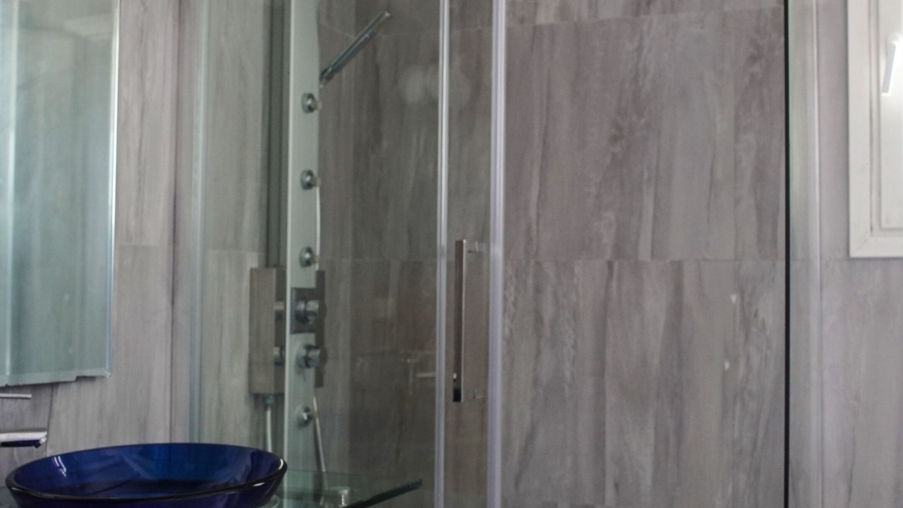 Photo of Bathroom in Psarou