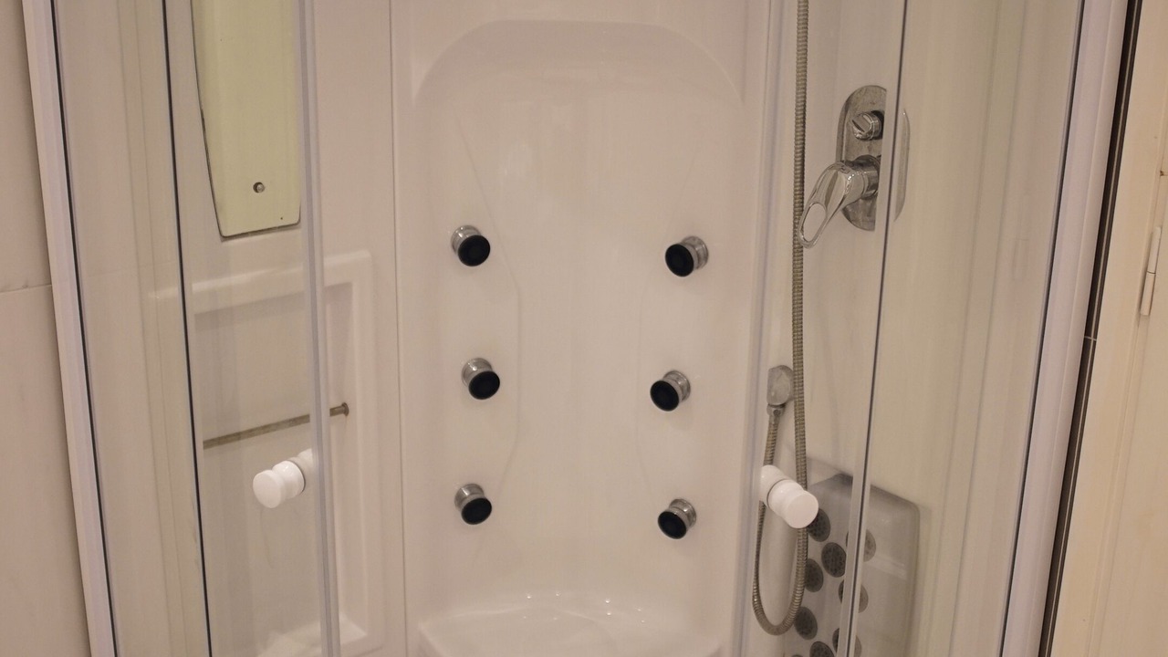 Photo of Bathroom in Psarou