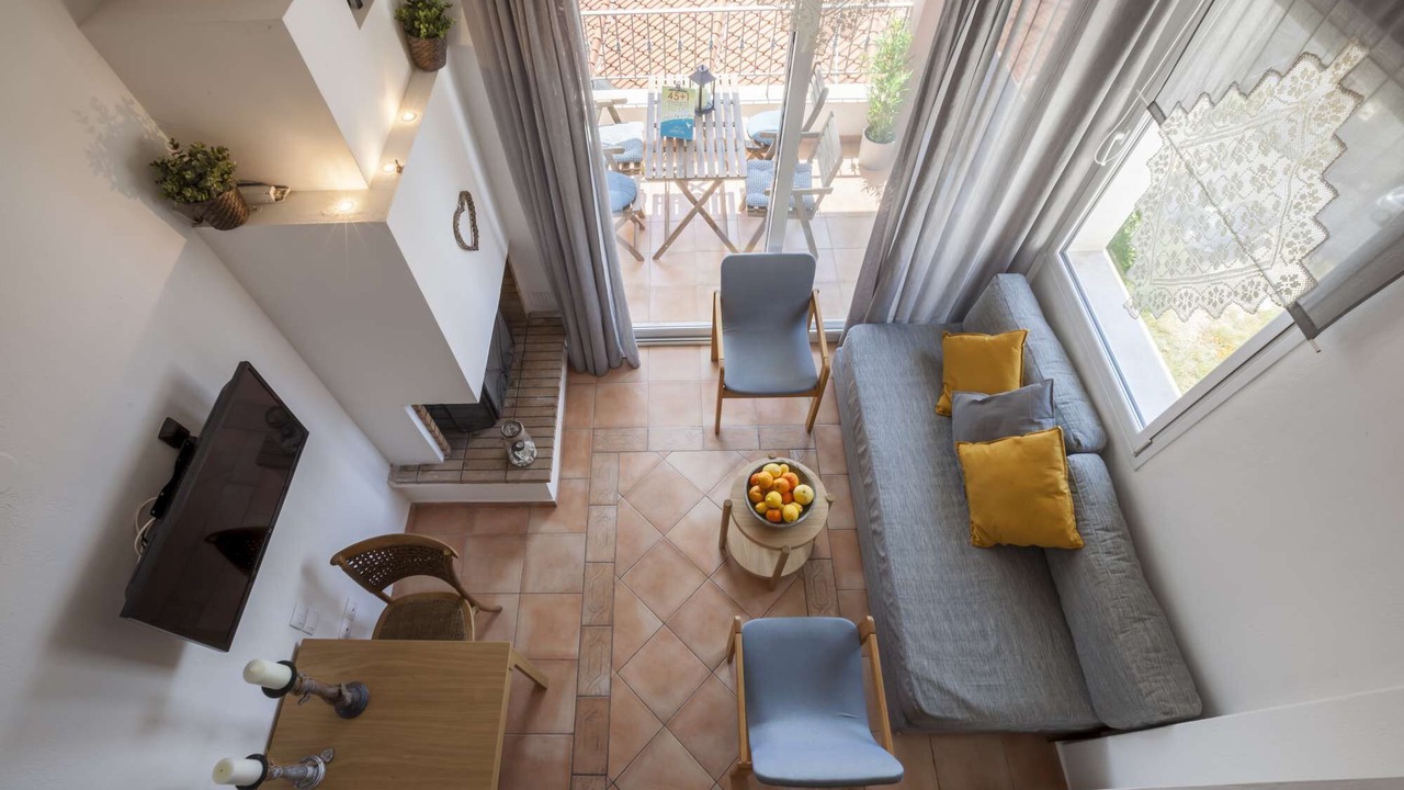 Photo of Livingroom in Neos Marmaras