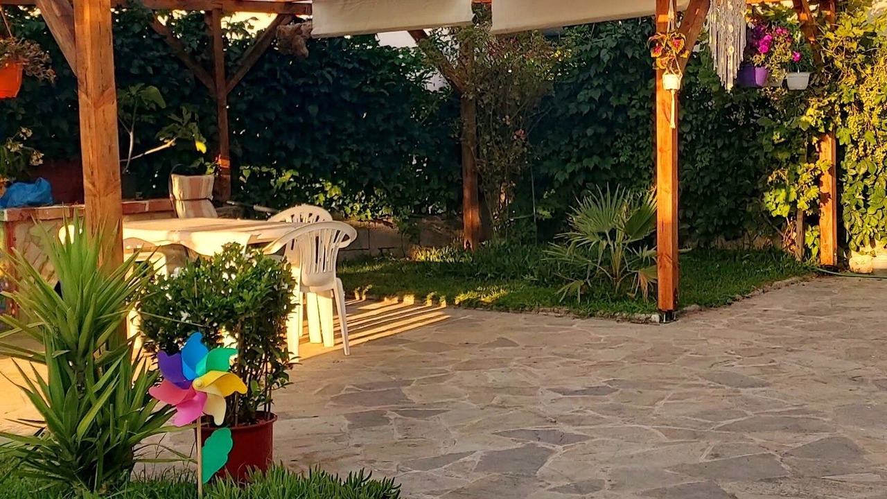 Photo of Outdoor in Nea Mesagkala