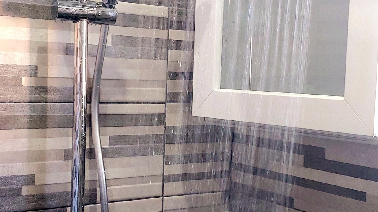 Photo of Bathroom in Nea Mesagkala