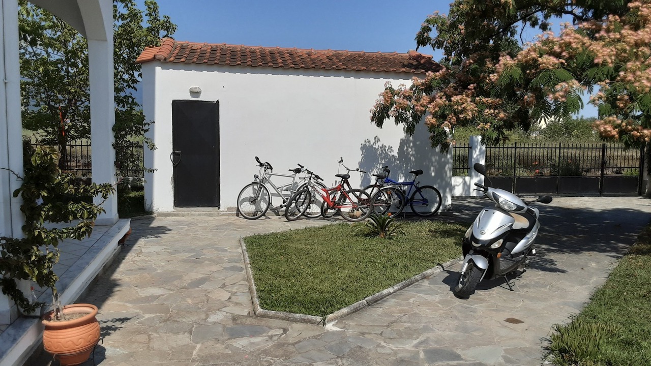 Photo of Outdoor in Nea Mesagkala