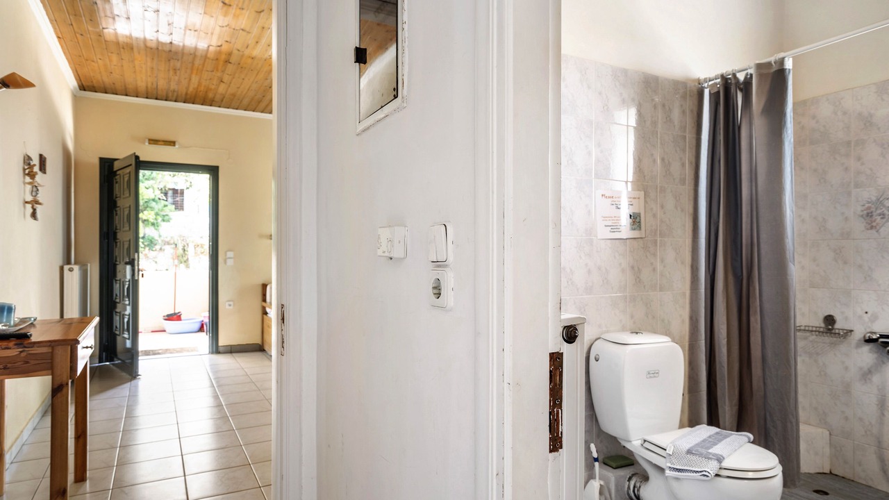 Photo of Bathroom in Frinion