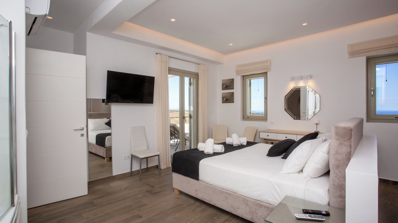 Photo of Bedroom in Faros Armenistis