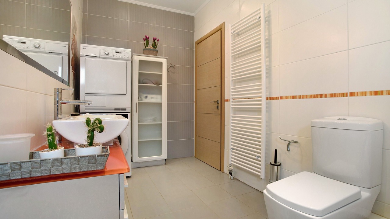 Photo of Bathroom in Meso Gerakari