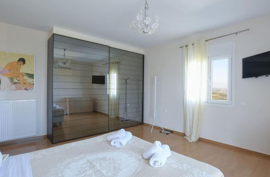 Photo of Bedroom in Epano Vathia