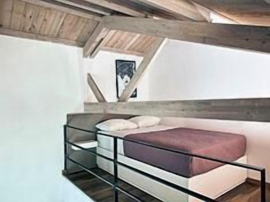 Photo of Bedroom in Alikianos