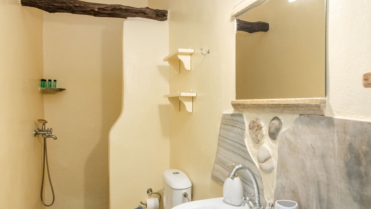 Photo of Bathroom in Exomvourgo
