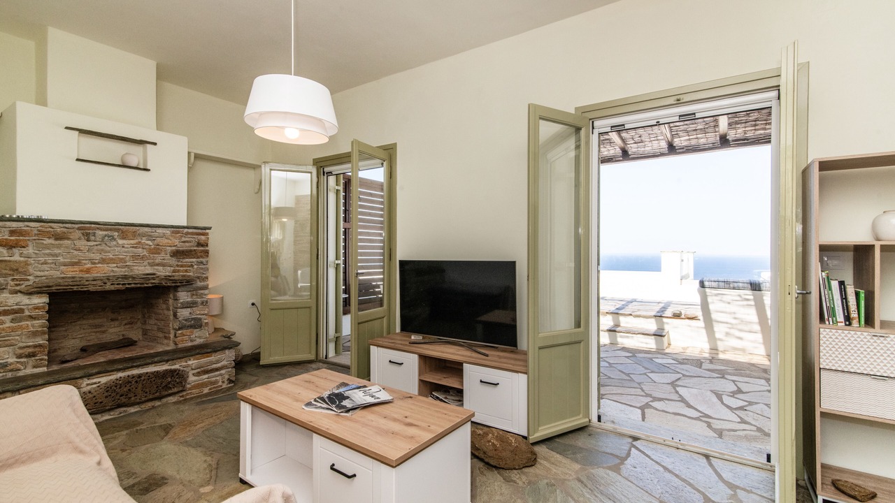 Photo of Livingroom in Exomvourgo