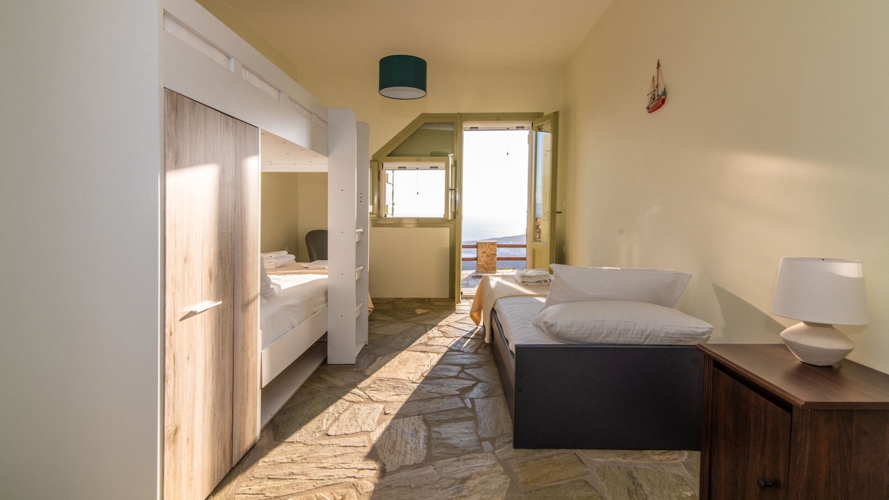 Photo of Bedroom in Exomvourgo