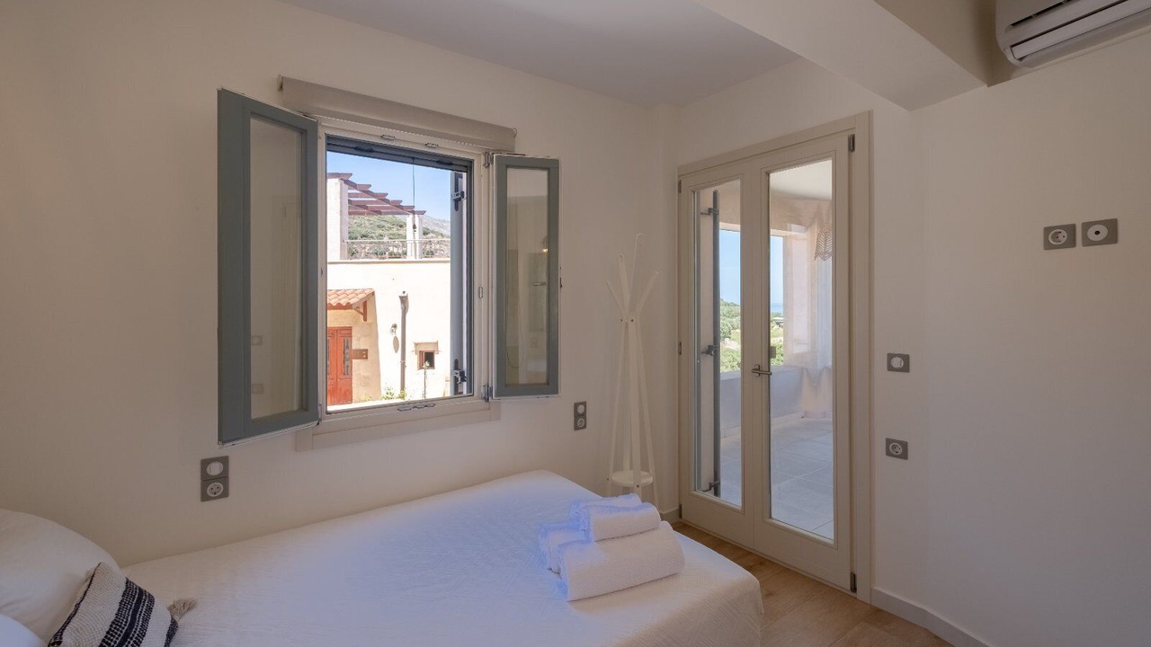 Photo of Bedroom in Kaliviani