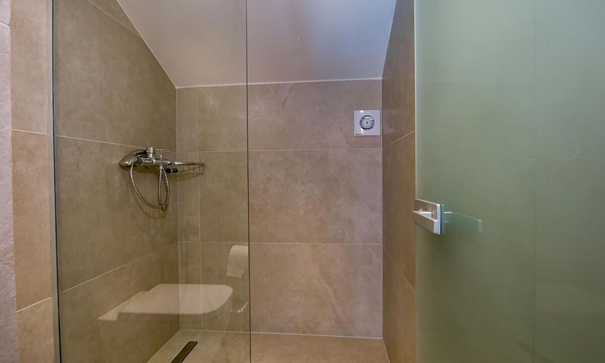 Photo of Bathroom in Stalos