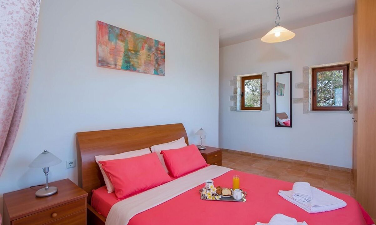 Photo of Bedroom in Stalos