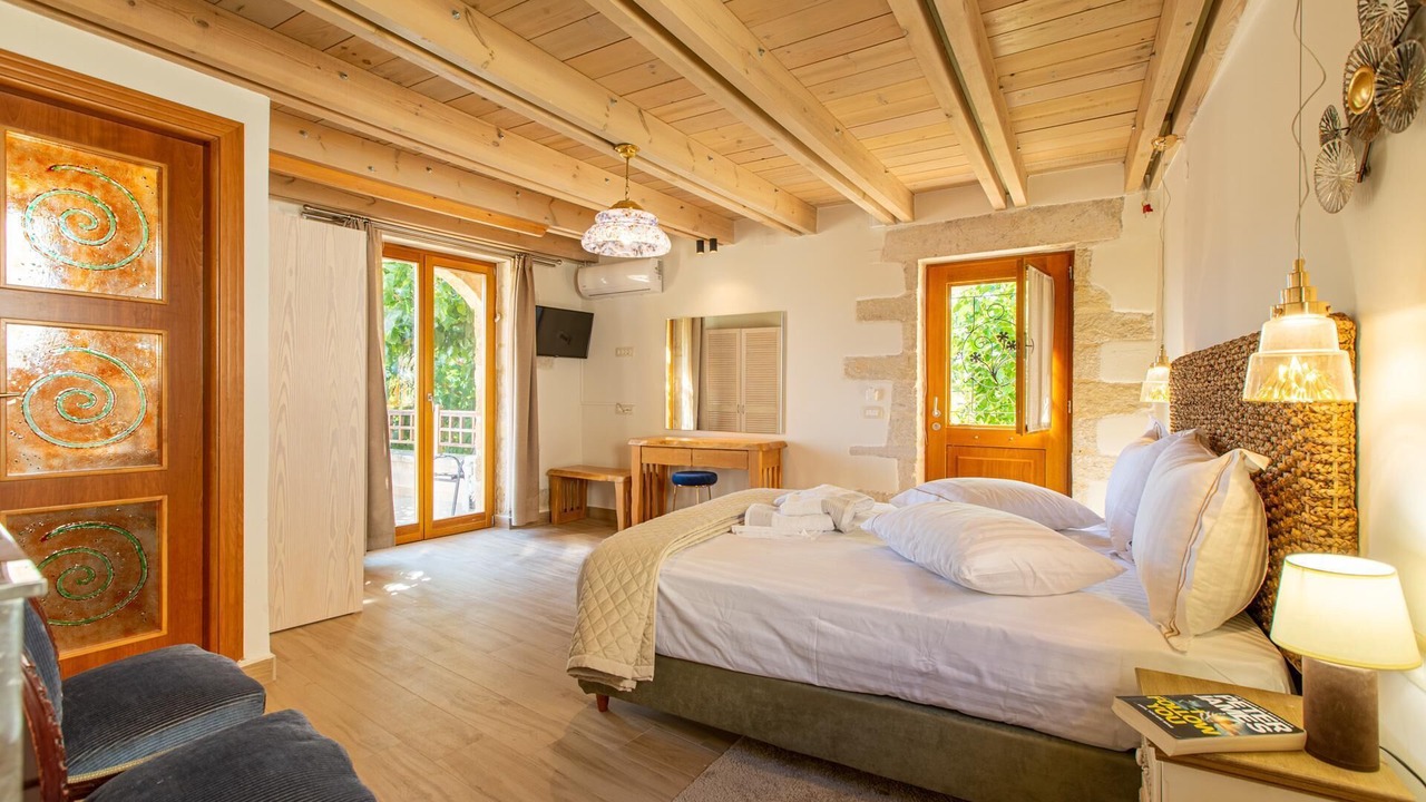 Photo of Bedroom in Maheri