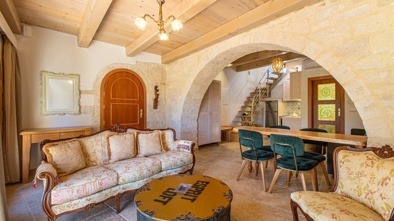Photo of Livingroom in Maheri
