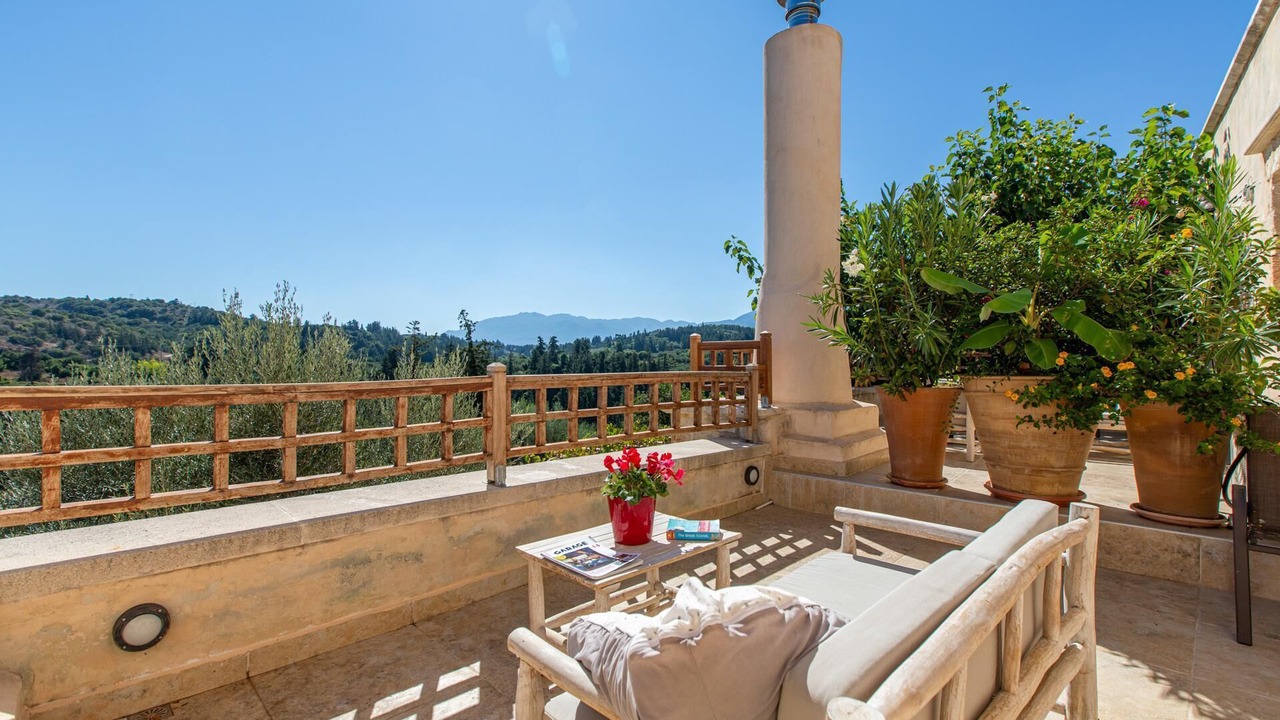 Photo of Patio Balcony in Maheri