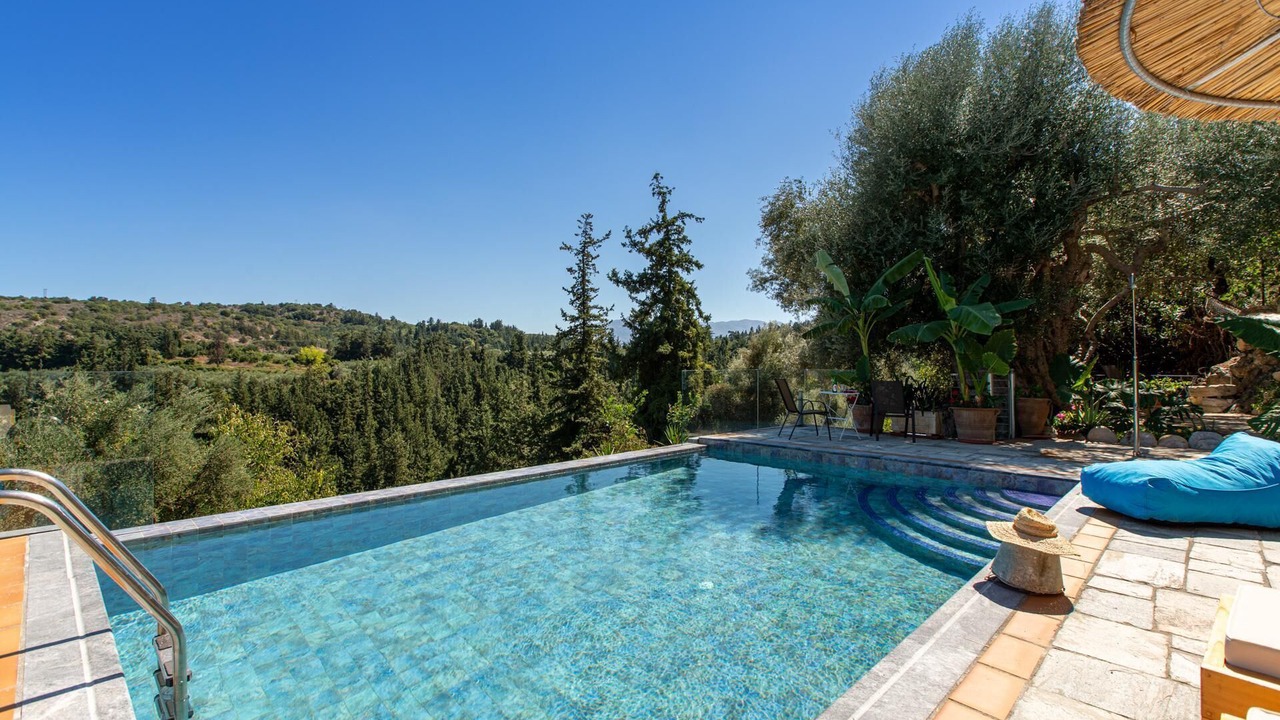 Photo of Outdoor in Maheri