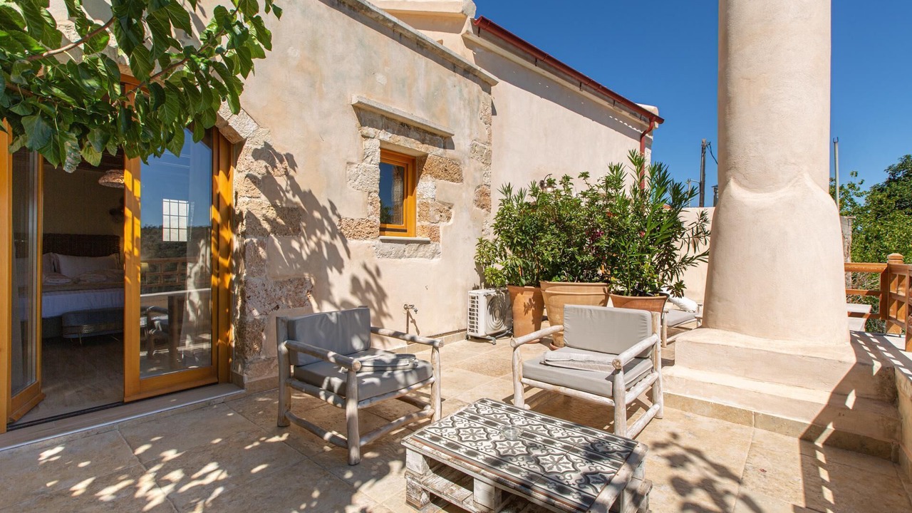 Photo of Patio Balcony in Maheri