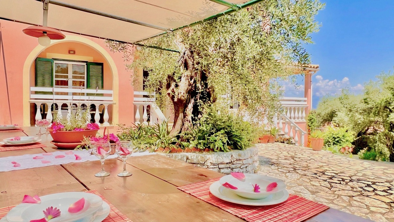 Photo of Outdoor in Apraos