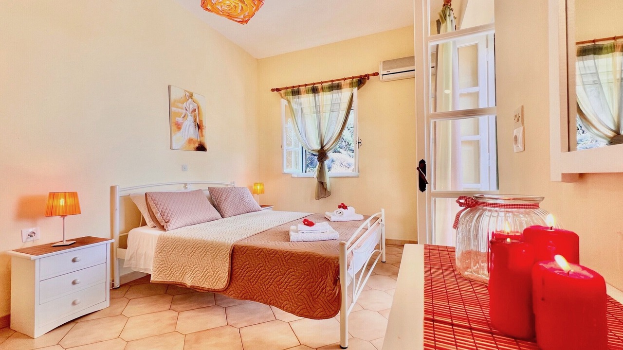 Photo of Bedroom in Apraos