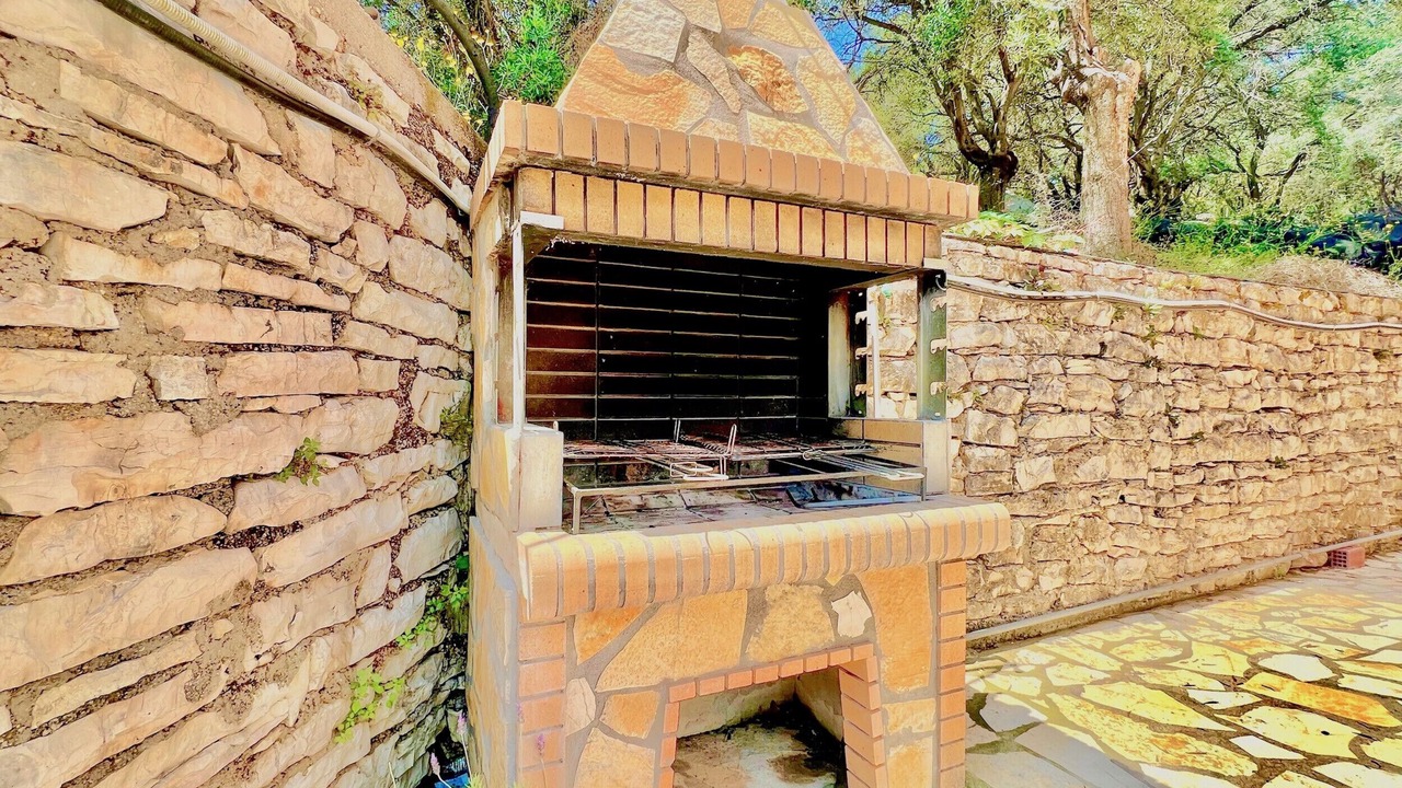 Photo of Patio Balcony in Apraos