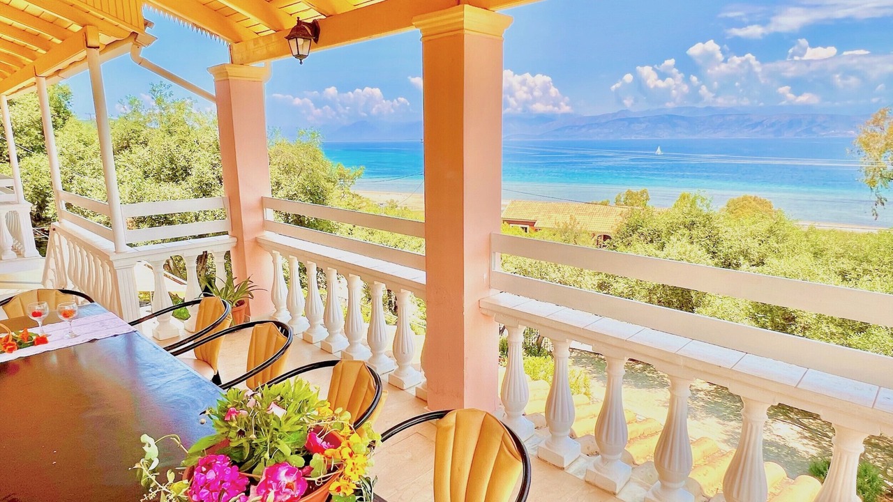 Photo of Outdoor in Apraos