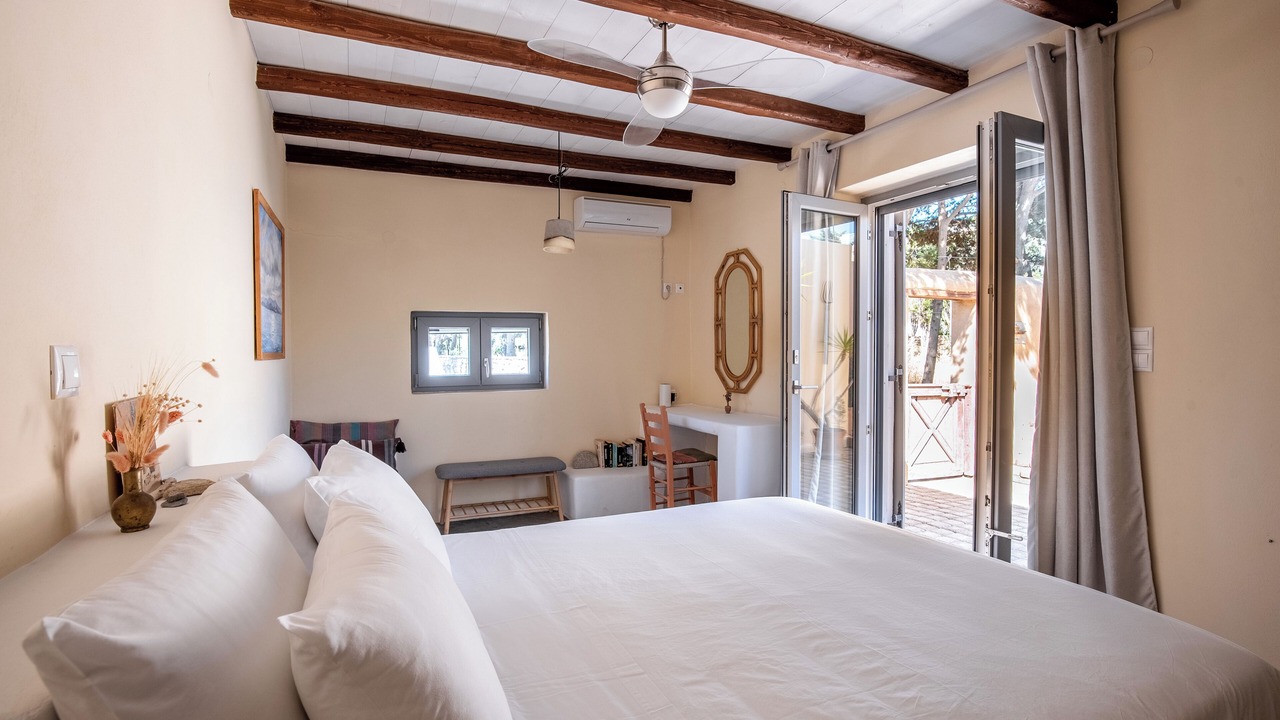 Photo of Bedroom in Parasporos