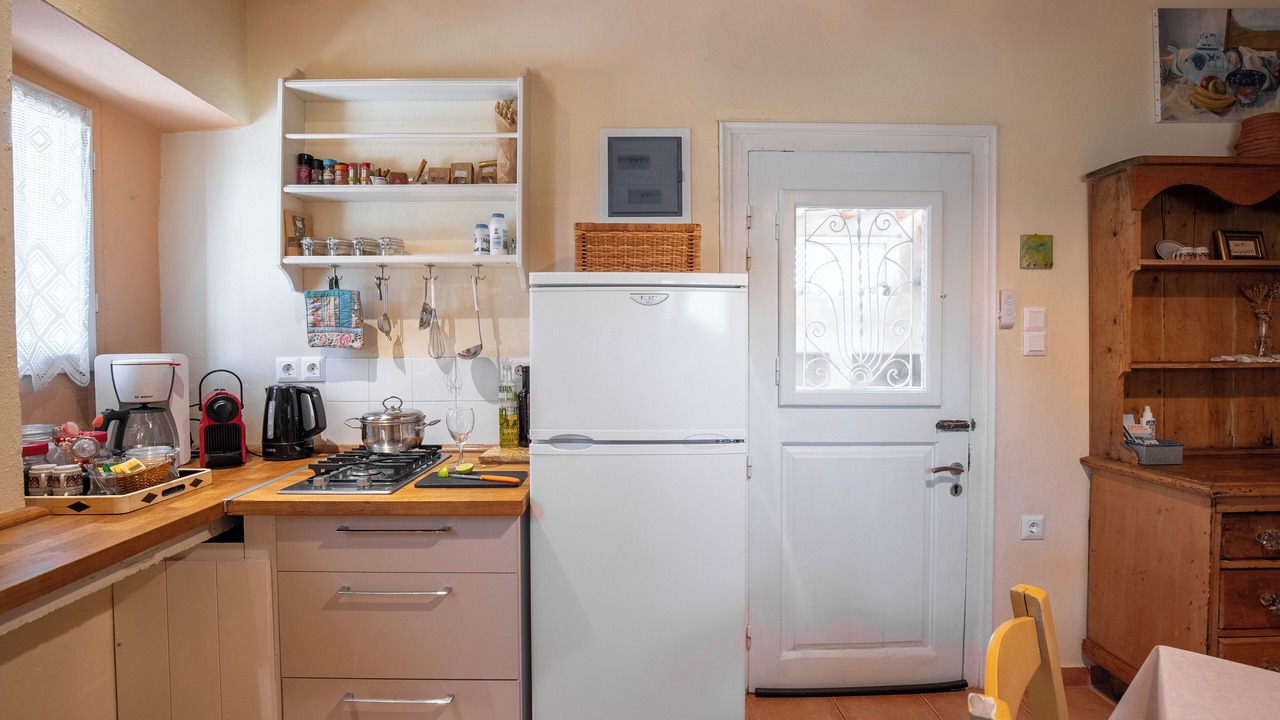 Photo of Kitchen in Parasporos