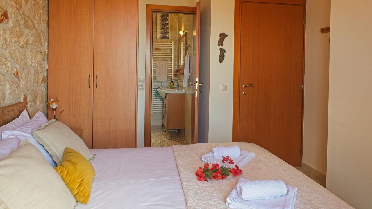 Photo of Bedroom in Tragaki