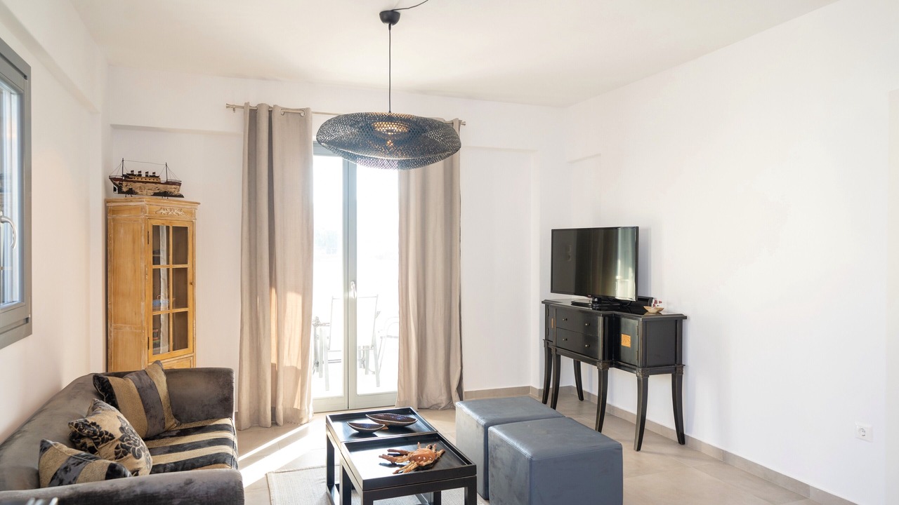 Photo of Livingroom in Ano Mera