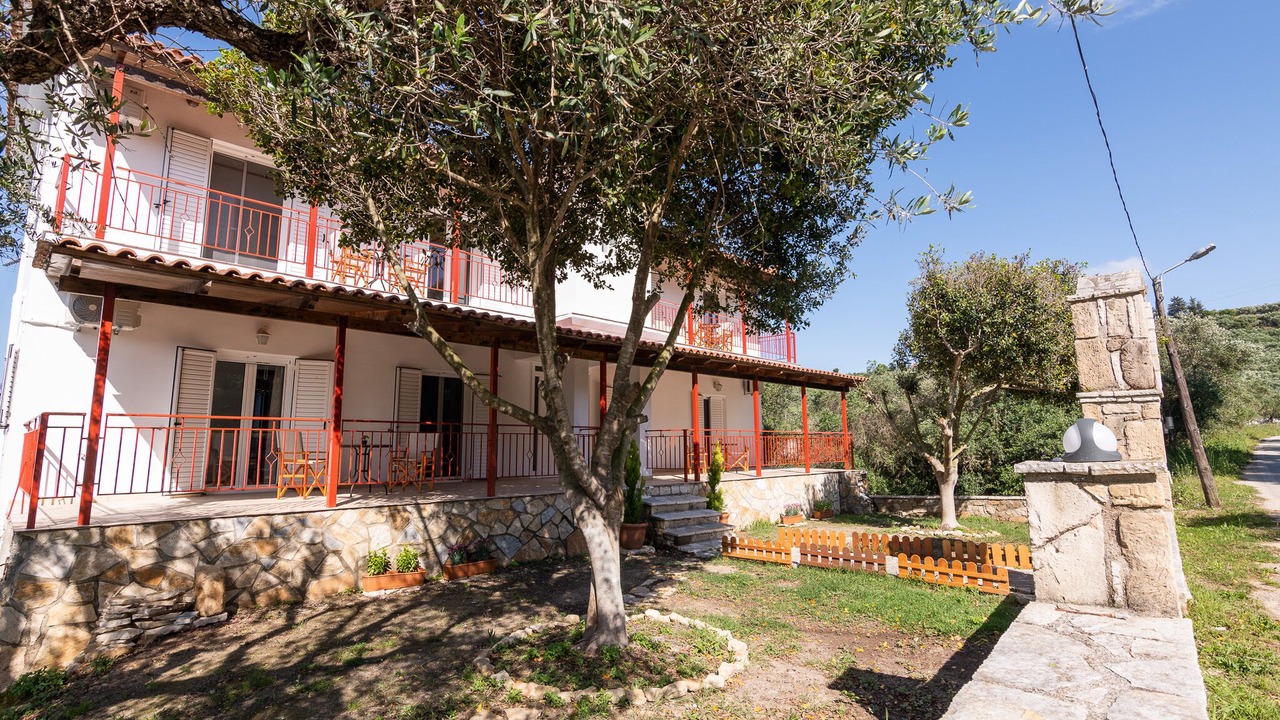 Photo of Outdoor in Tragaki