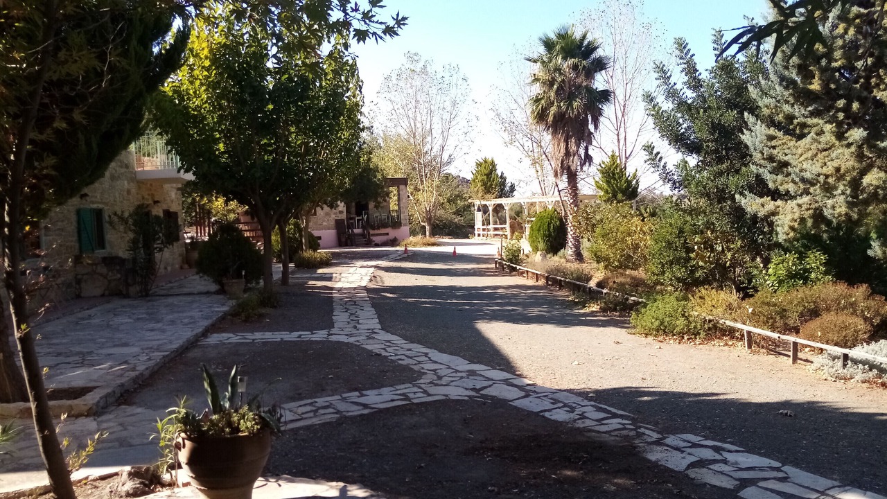 Photo of Outdoor in Kato Simi