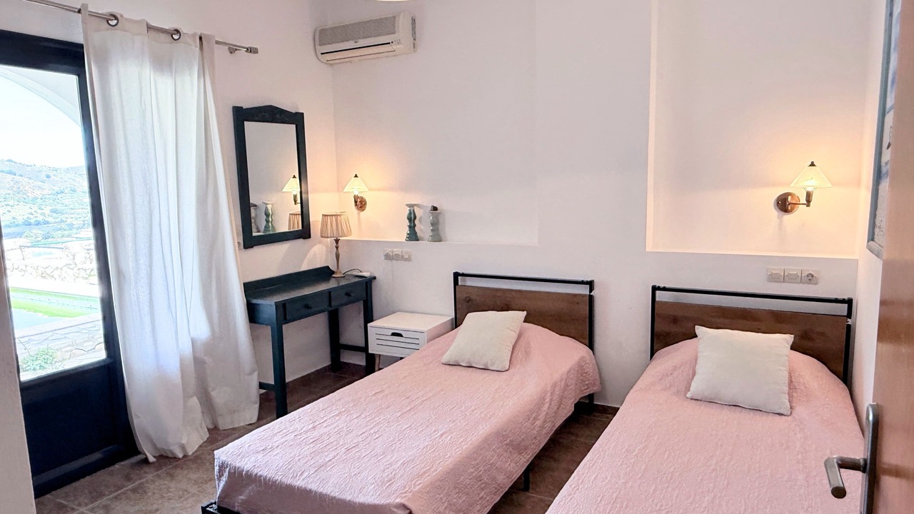 Photo of Bedroom in Kavallos