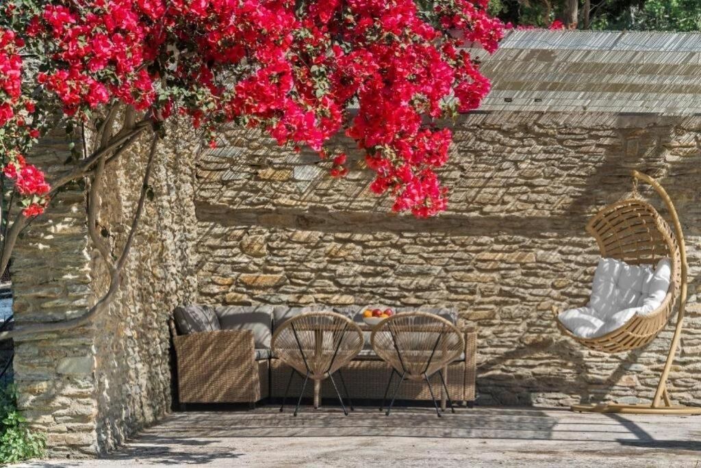Photo of Patio Balcony in Andros Town