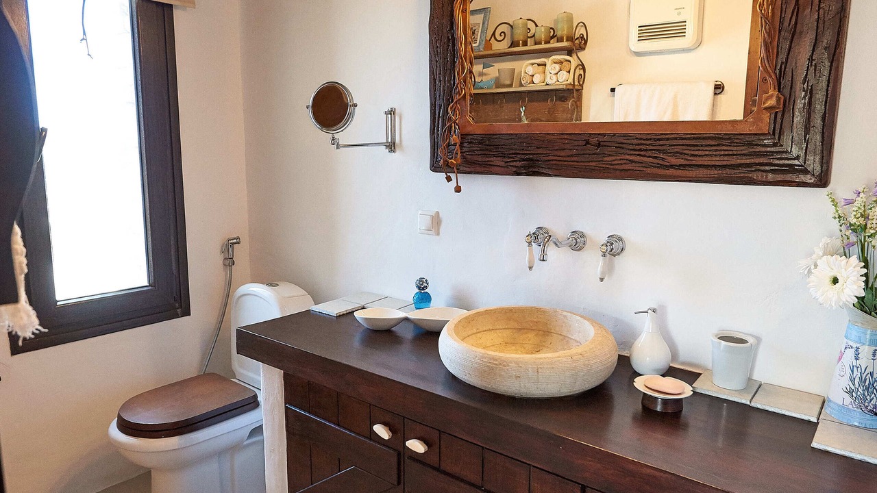 Photo of Bathroom in Pisses