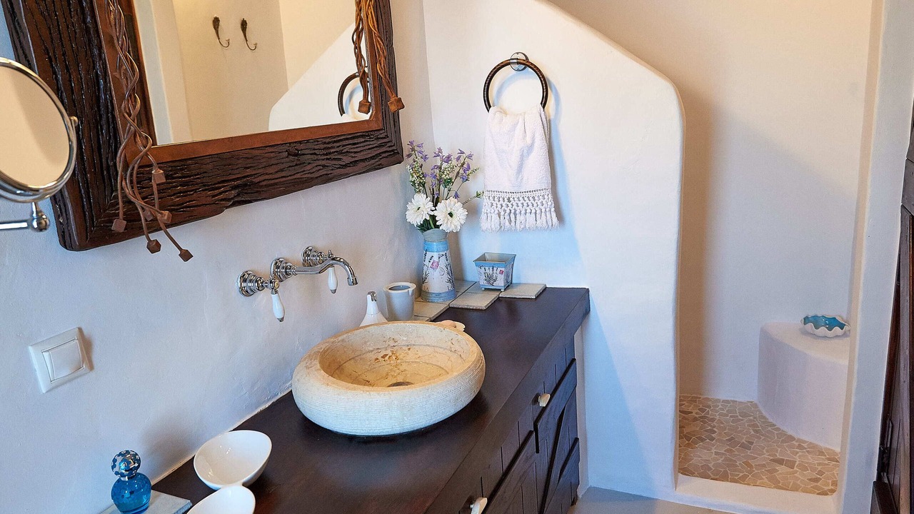 Photo of Bathroom in Pisses