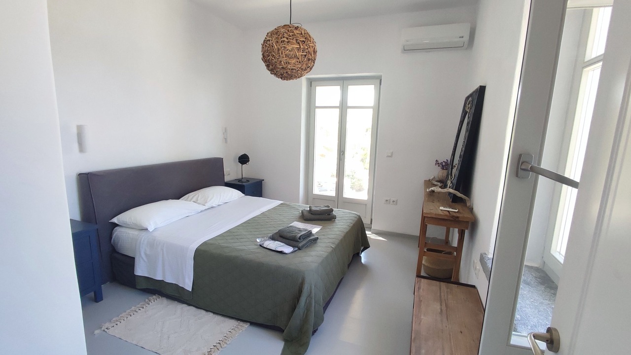 Photo of Bedroom in Kea
