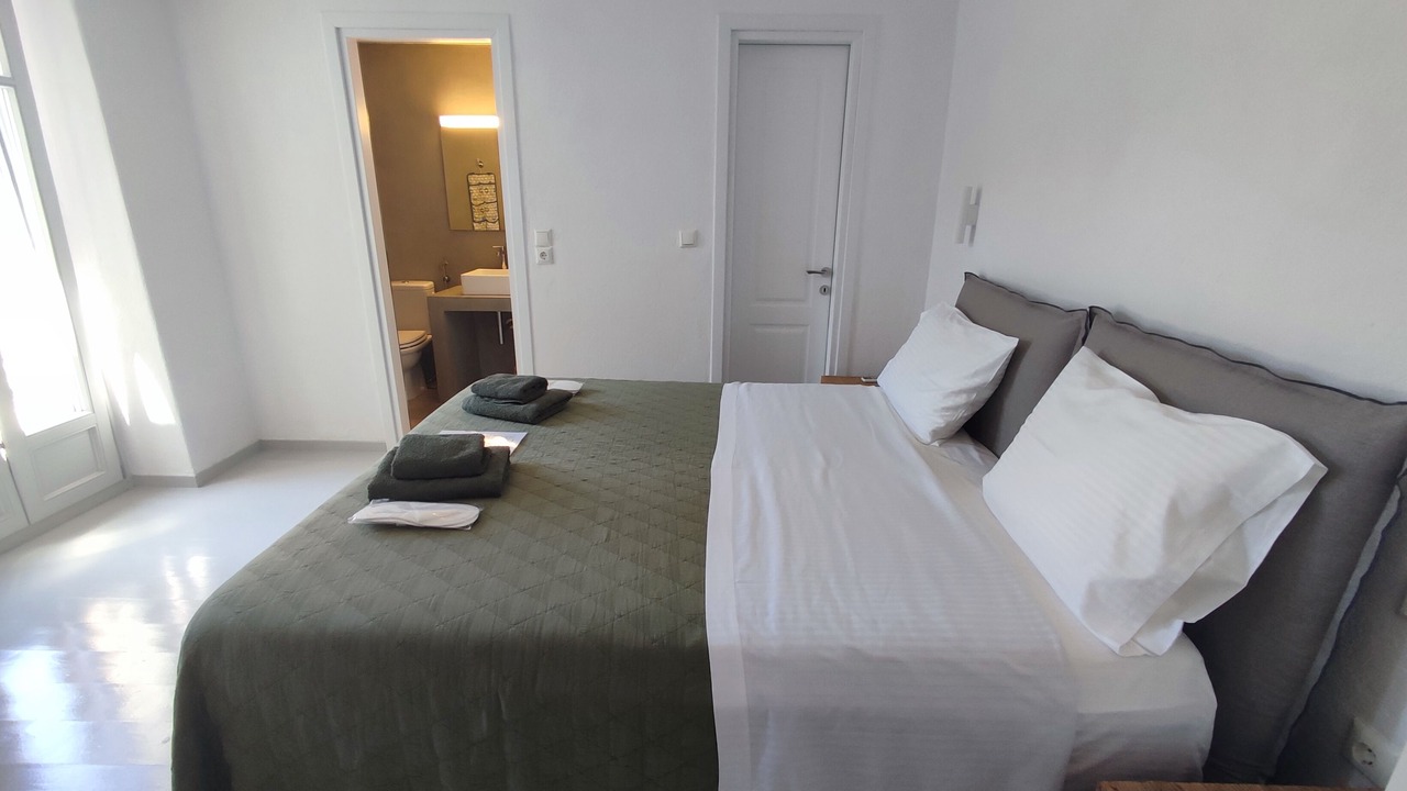 Photo of Bedroom in Kea