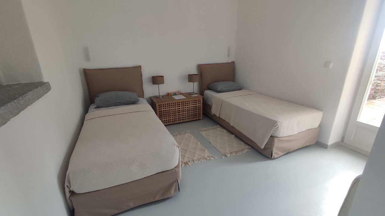 Photo of Bedroom in Kea