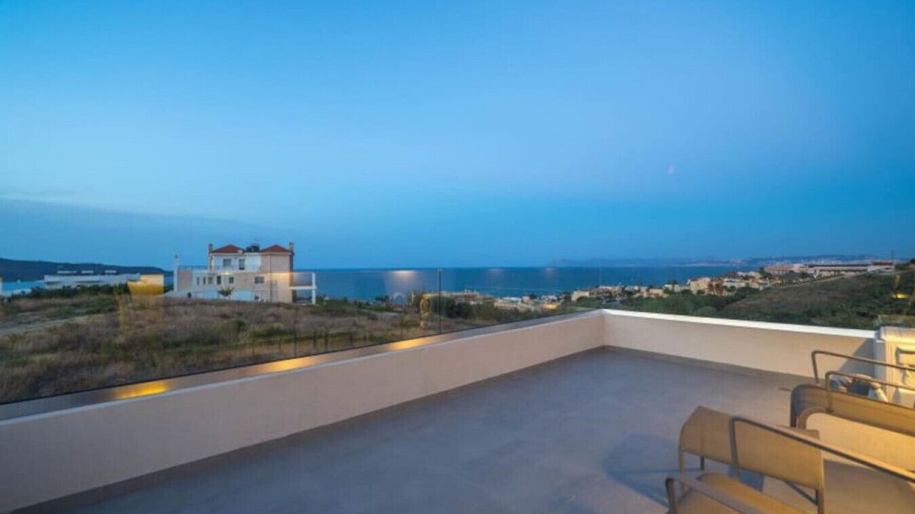 Photo of Patio Balcony in Kato Stalos