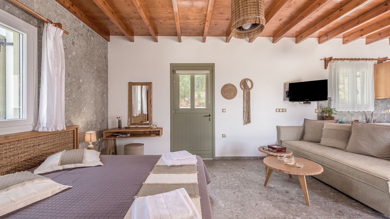 Photo of Bedroom in Milos