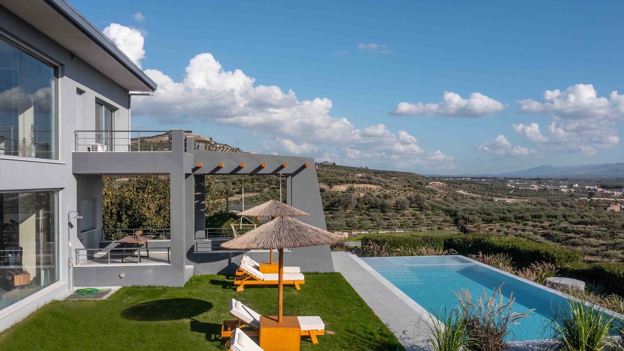 Photo of Outdoor in Mires