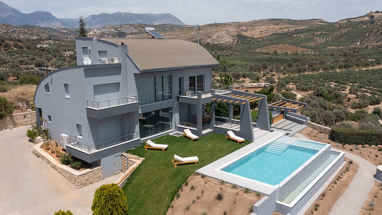 Photo of Outdoor in Mires