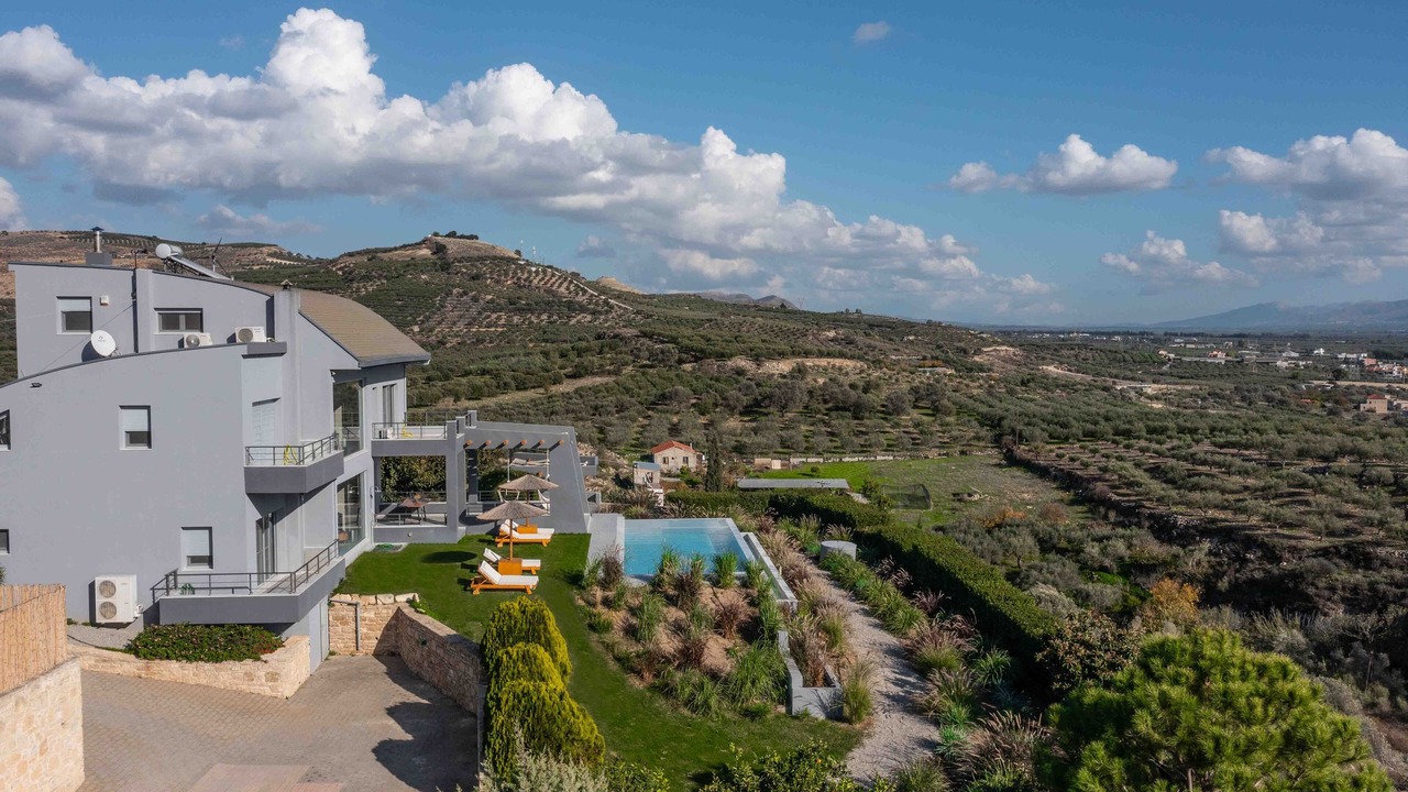Photo of Outdoor in Mires