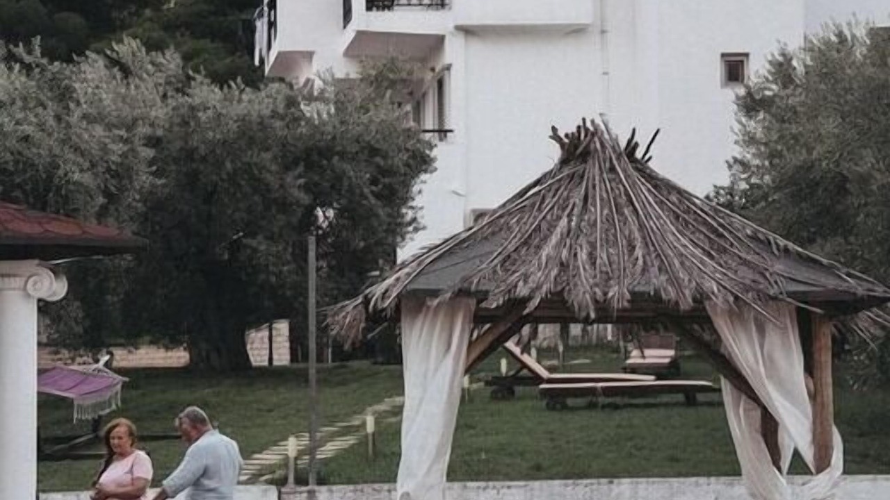 Photo of Outdoor in Metamorfosi