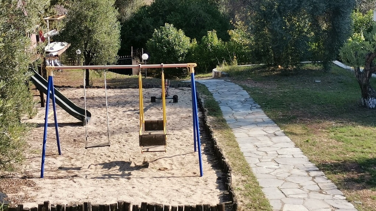 Photo of Others in Metamorfosi