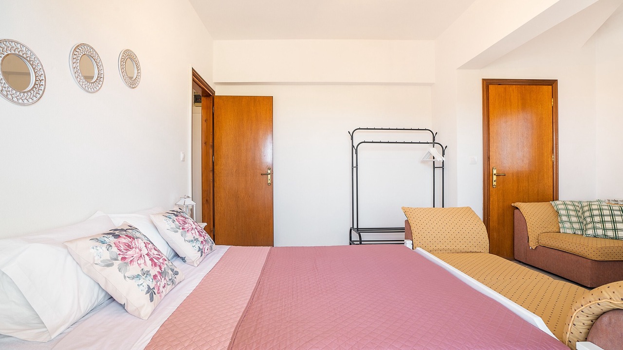 Photo of Bedroom in Soroni